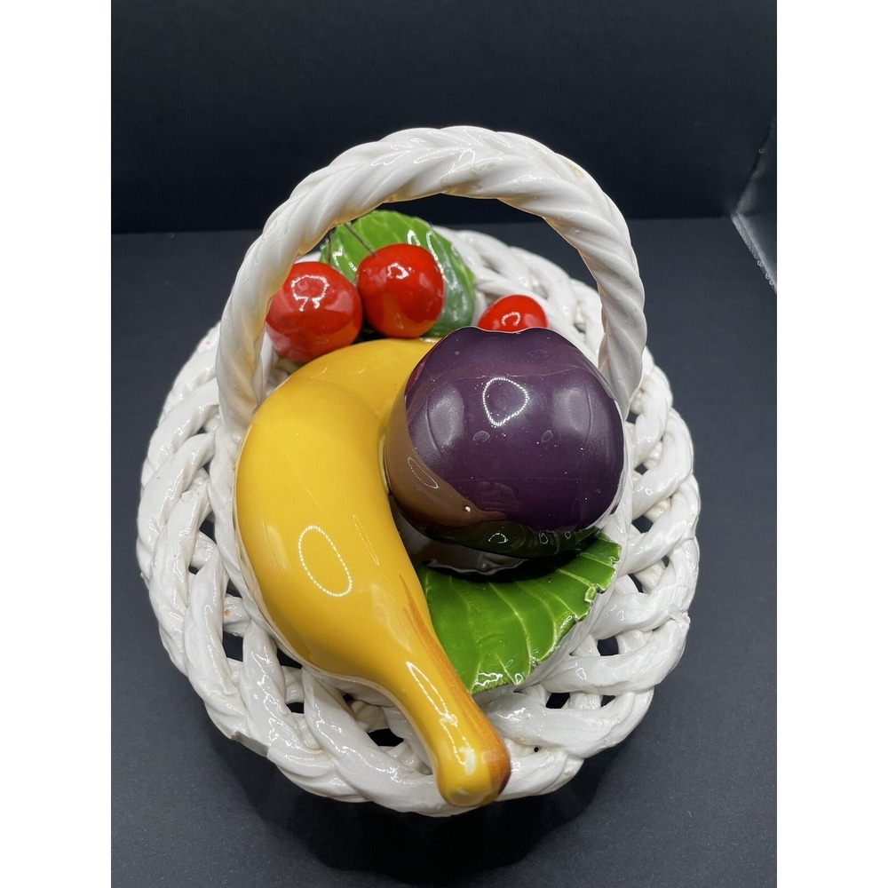 Vintage Capodimonte Porcelain Fruit Basket Plum Cherries Banana. Made‎ in Italy - Picture 4 of 5